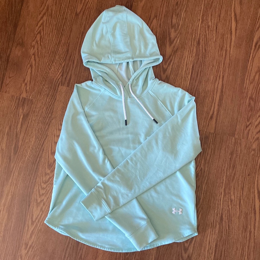 Women’s size medium,thin long sleeved hoodie, Under Armour